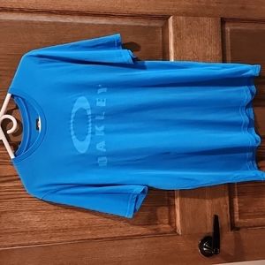 Under Armour T Shirt